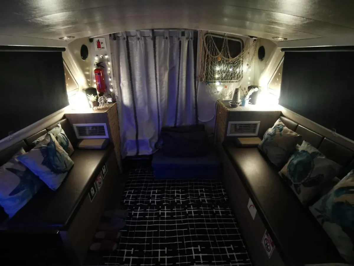 Sweet Elegant Boat Home @ Marina Waterfront Singapur Botel